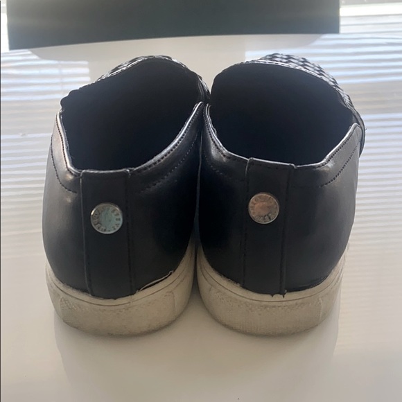 Steve Madden slip on sneakers size 7 - Picture 3 of 4